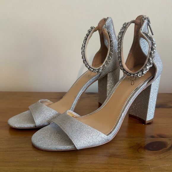 Jewel Badgley Mischka Louise Peep-Toe Block Heel, size 8 - Picture 2 of 8